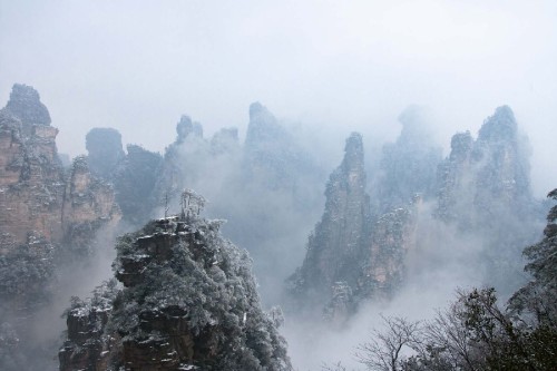 348438