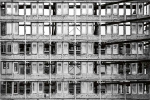Fototapeta na Flizelinie MS-5-0806 Stary wieżowiec 375 x 250 cm