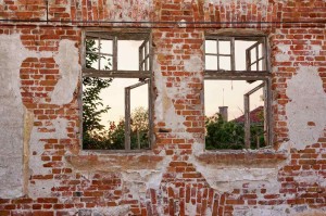 Fototapeta na Flizelinie MS-5-0826 Ściana z cegły łuszczonej 375 x 250 cm