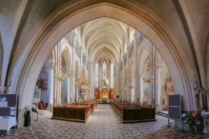 Fototapeta na Flizelinie MS-5-0893 Wnętrze kościoła 375 x 250 cm