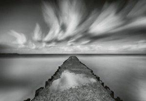 FotoTAPETA na flizelinie 5119-8 Landing Stage Silky Water